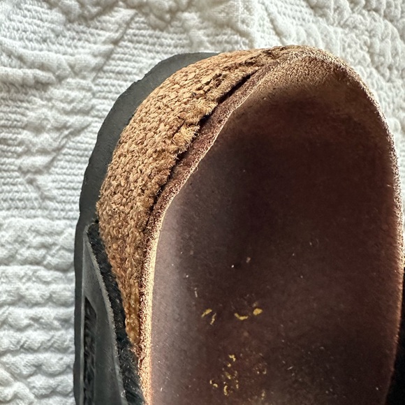 Genuine Birkenstock black vegan leather size 35 sandal. - Picture 7 of 9